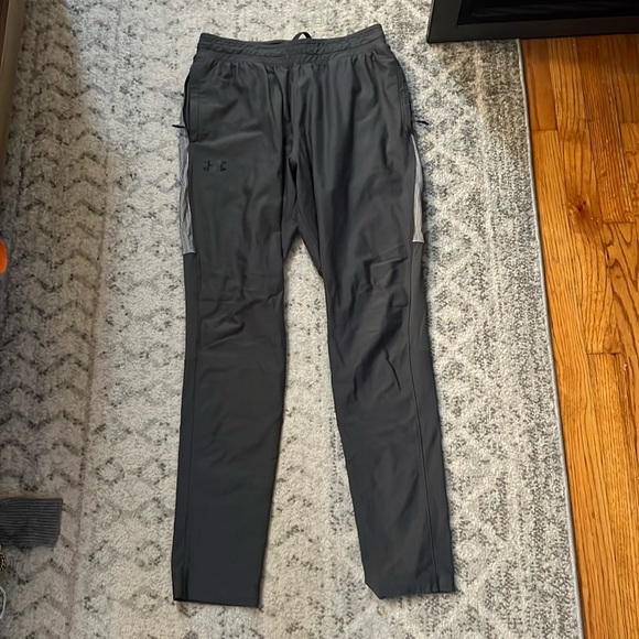 grey under armour pants size M performance althetic jogger pants - Picture 1 of 5